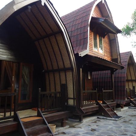 Gili Bintang Bungalow Senggigi Exterior photo