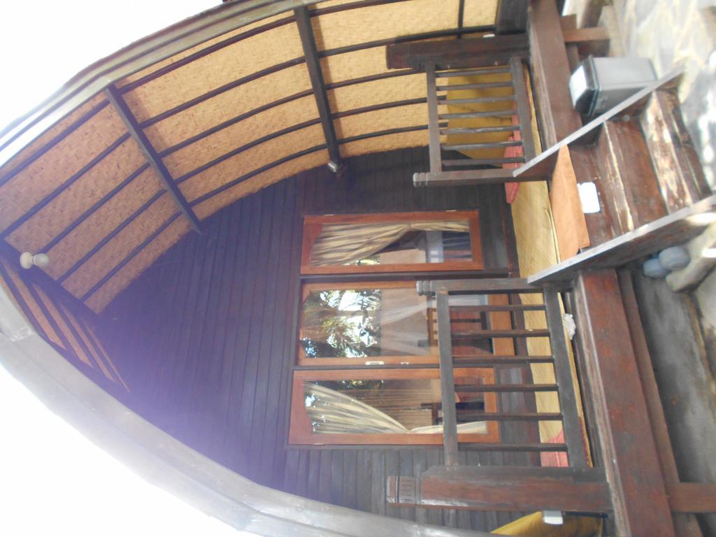 Gili Bintang Bungalow Senggigi Exterior photo