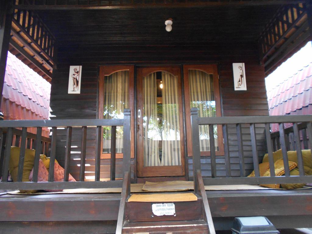 Gili Bintang Bungalow Senggigi Exterior photo